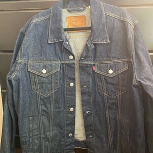 Men’s new Levi Strauss XL jacket